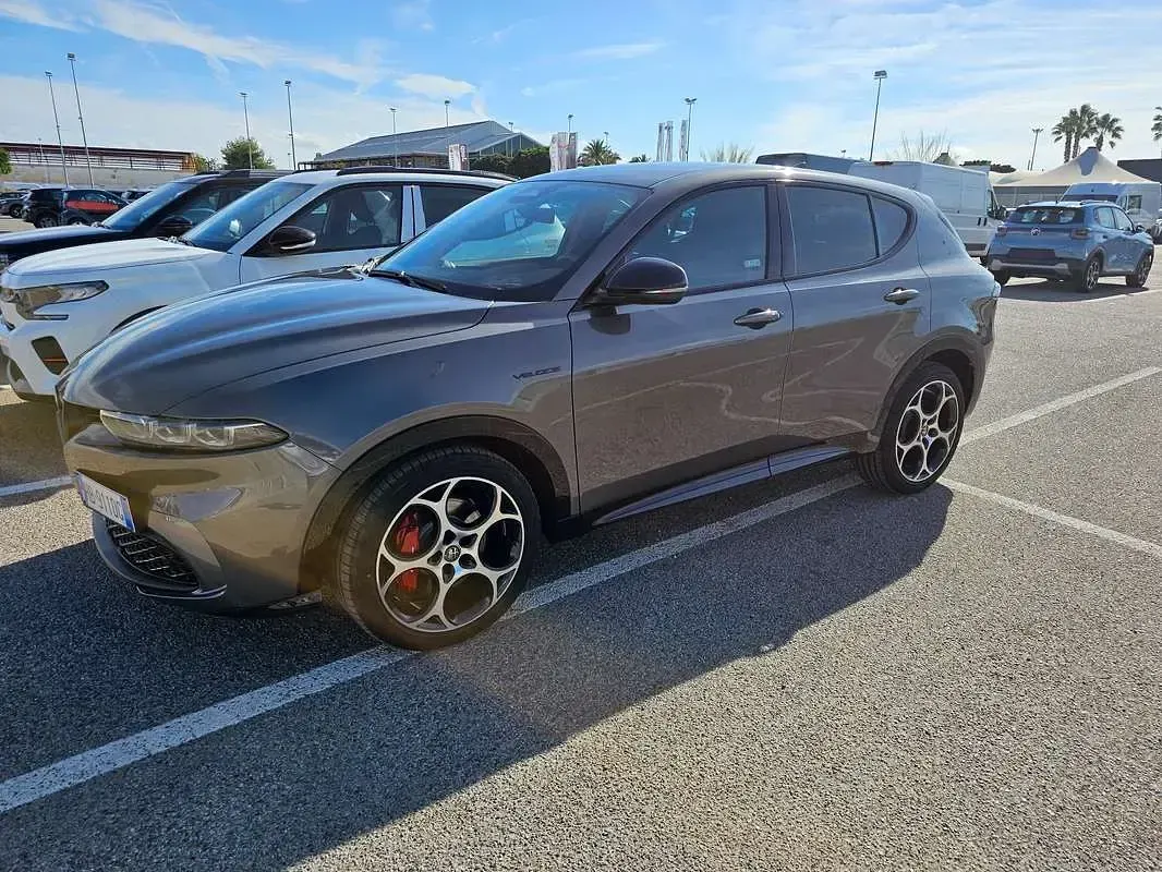 Usata Alfa Romeo Tonale Veloce 160 CV (117 kW) 2025 Grigio SUV