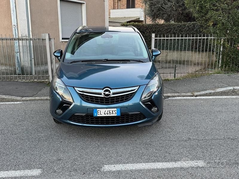 Blu Usata 2013 Opel Zafira Tourer Cosmo Monovolume | 6990 € (Buon prezzo) - Immagine 1/4