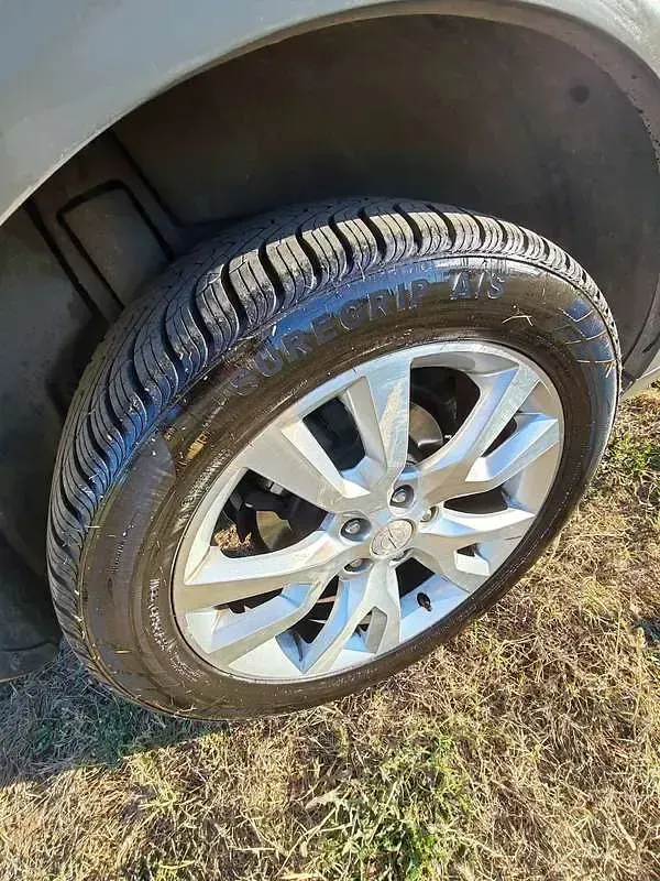 Usata Opel Antara Cosmo 163 CV (119 kW) 2014 Grigio SUV