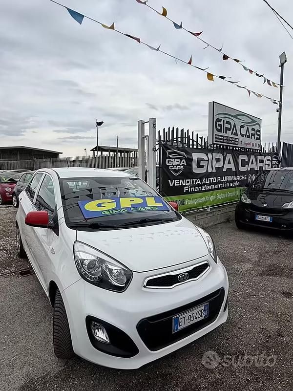 Usata Kia Picanto 68 CV (50 kW) 2014 Bianco Utilitaria