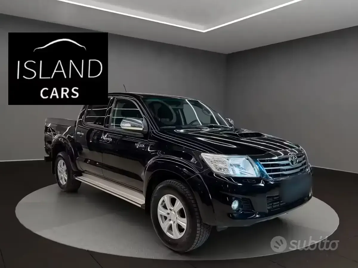 Usata Toyota HiLux 171 CV (125 kW) 2016 Nero Pick-up