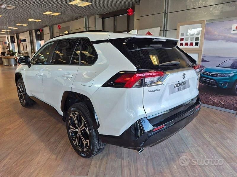 Nuova Suzuki Across 305 CV (224 kW) 2025 Bianco SUV