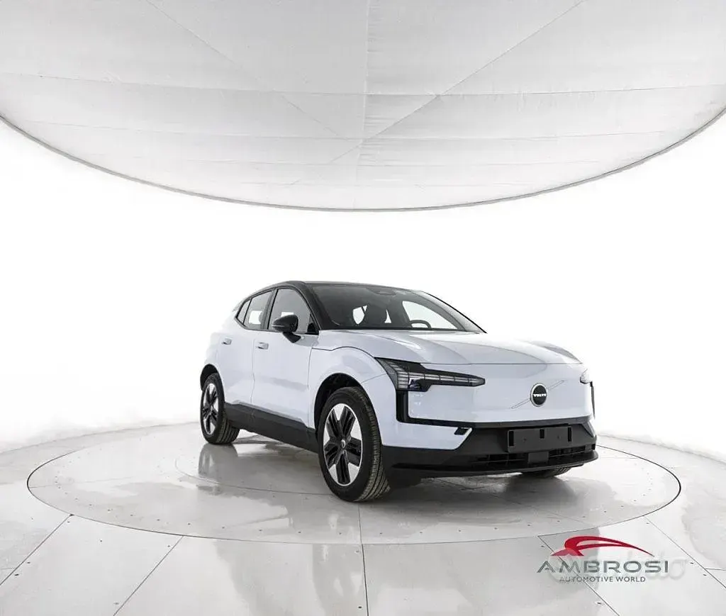 Nuova Volvo EX30 Plus 149 kW (203 CV) 2026 Blu SUV
