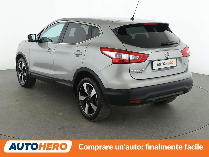 Usata Nissan Qashqai N-Connecta 110 CV (80 kW) 2016 Grigio SUV