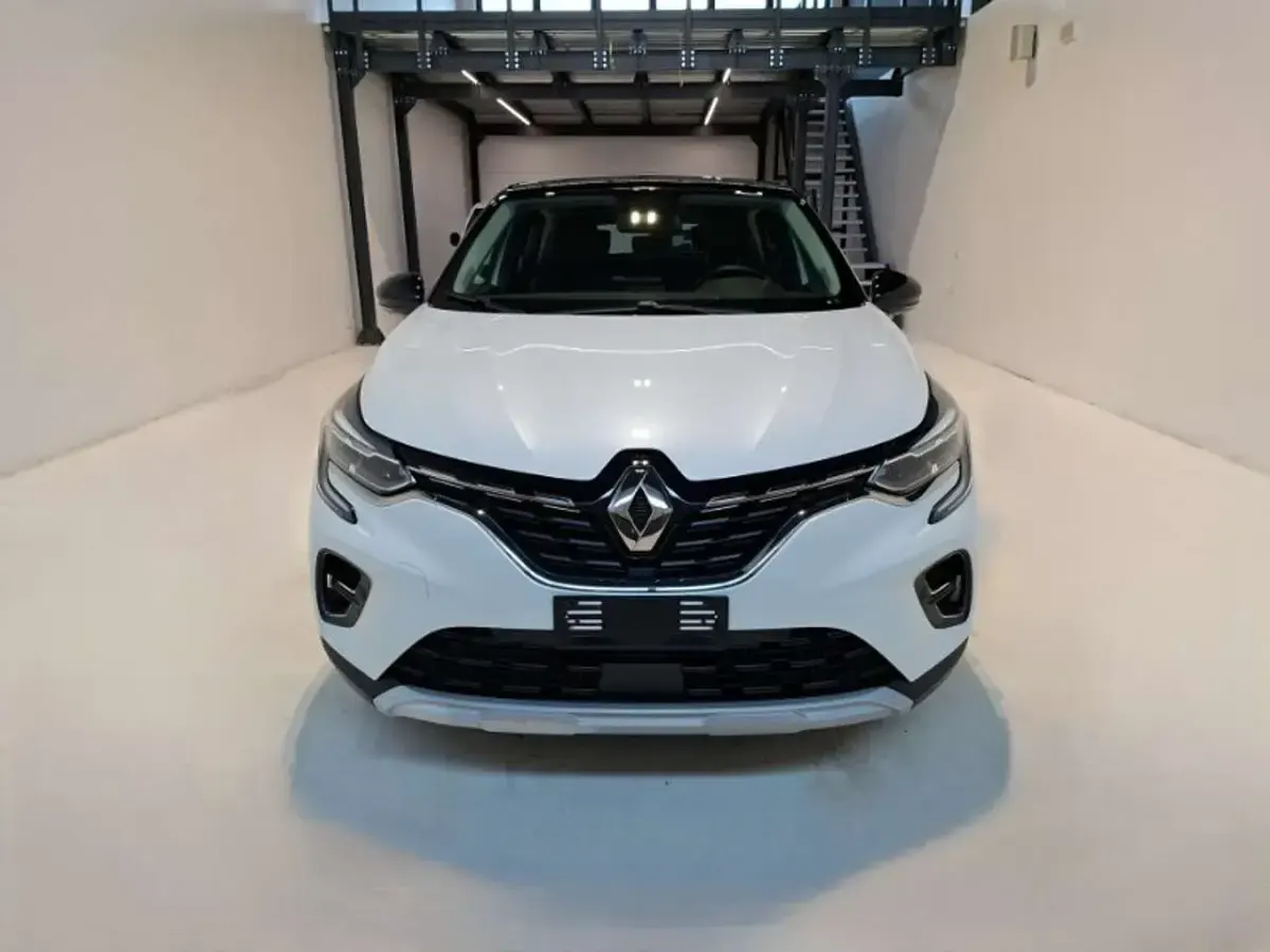 Usata Renault Captur Intens 159 CV (116 kW) 2020 Bianco SUV