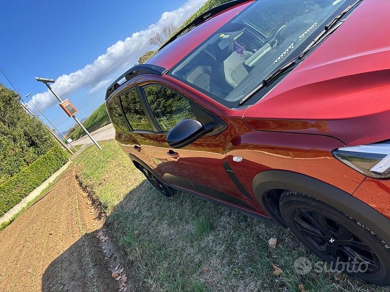 Usata Dacia Jogger Extreme 110 CV (80 kW) 2023 Monovolume