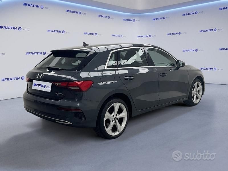 Usata Audi A3 Advanced 116 CV (85 kW) 2020 Grigio Berlina