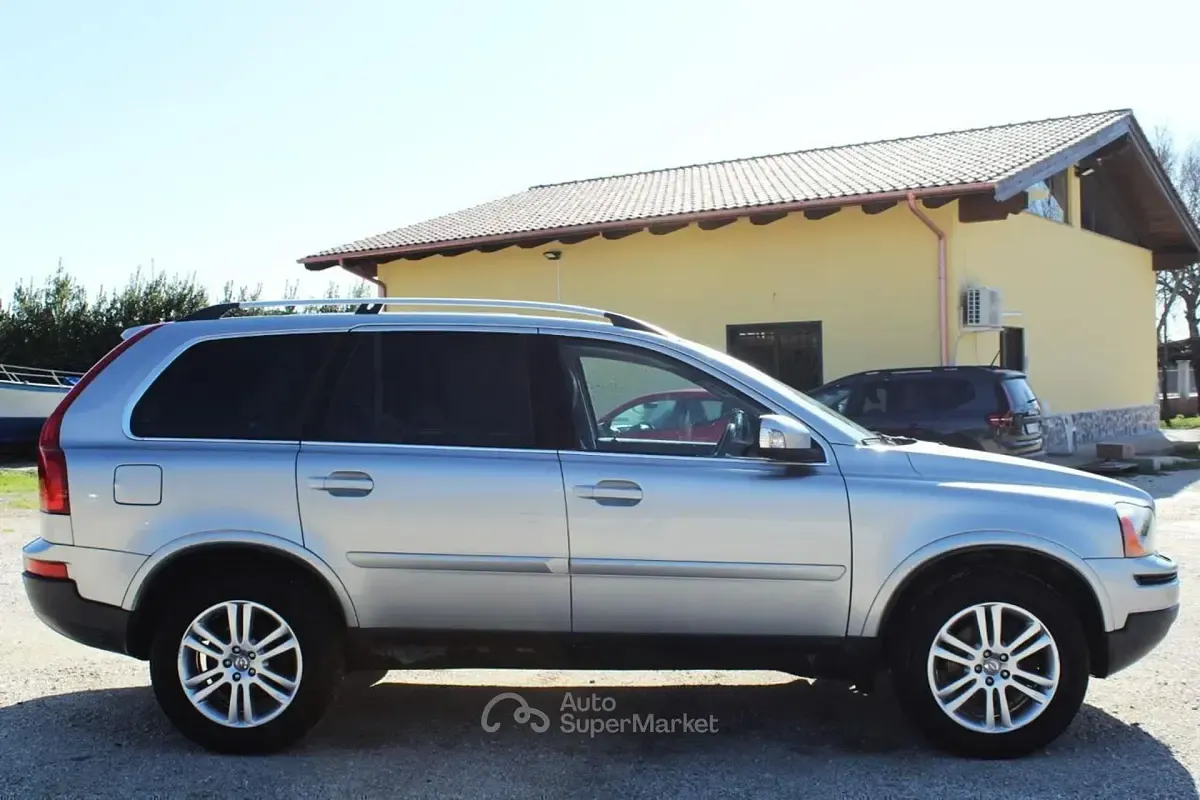 Usata Volvo XC90 Executive 185 CV (136 kW) 2007 Gray SUV
