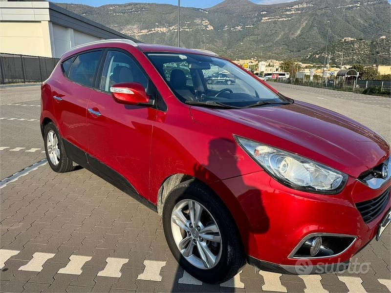 Usata Hyundai ix35 Classic 116 CV (85 kW) 2011 Rosso SUV