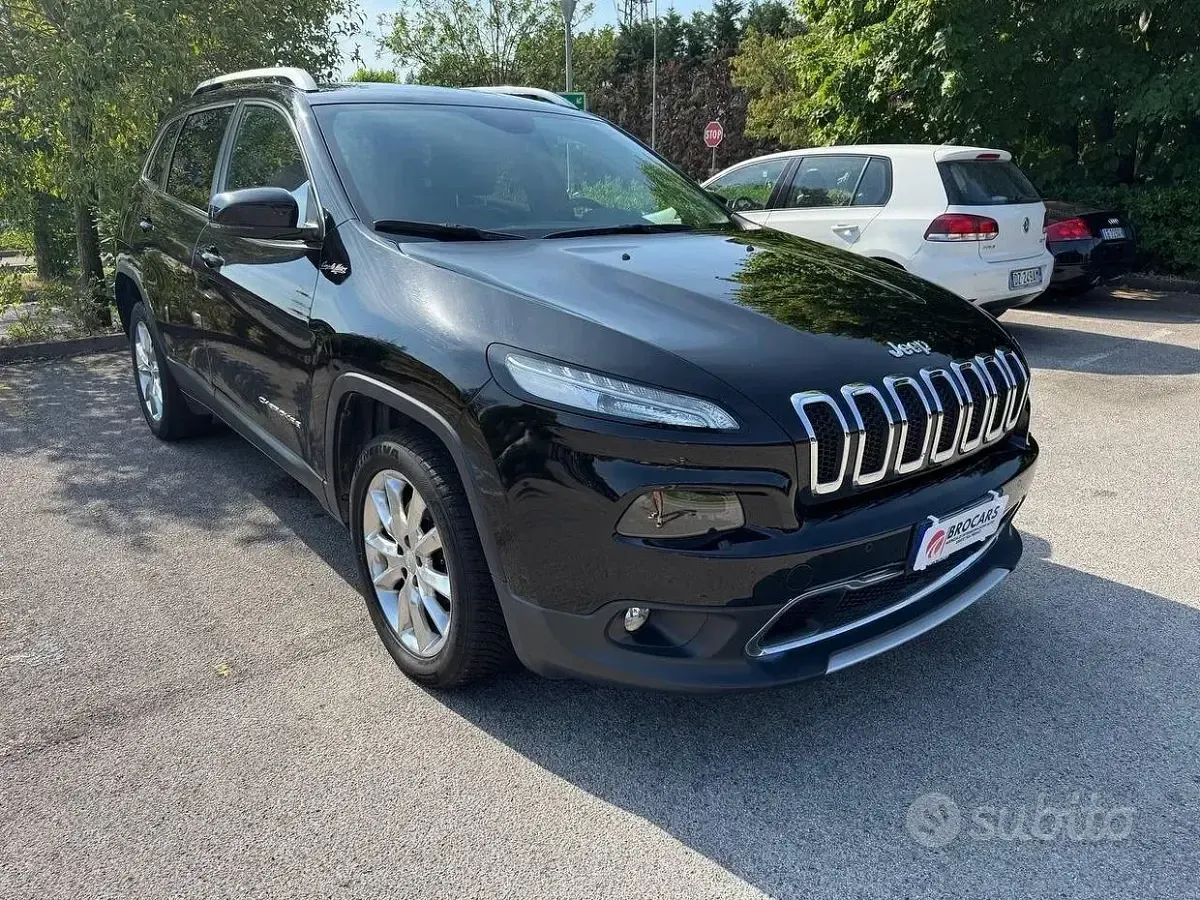 Usata Jeep Cherokee Limited 200 CV (147 kW) 2017 Nero SUV