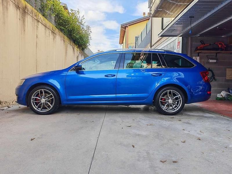 Usata Skoda Octavia G-TEC Executive 110 CV (80 kW) 2016 Station wagon