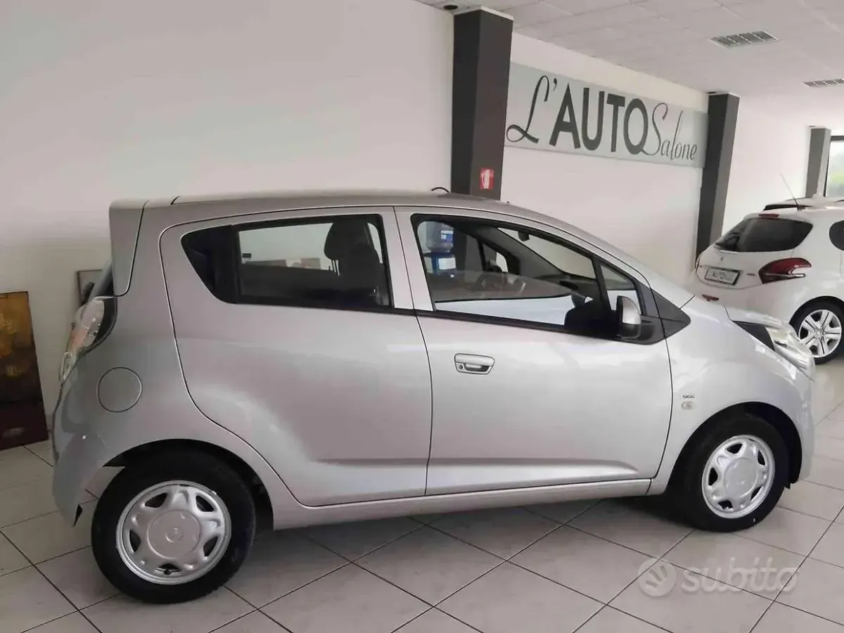 Usata Chevrolet Spark 68 CV (50 kW) 2013 Grigio Utilitaria