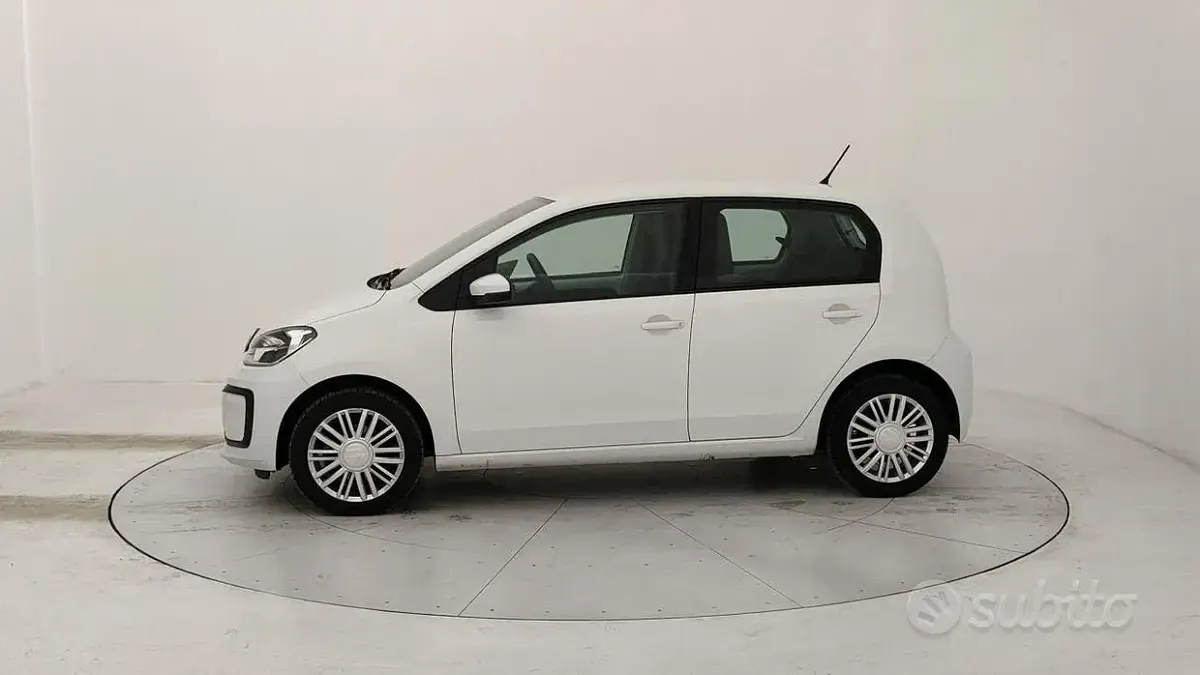 Usata VW up! move up! 65 CV (47 kW) 2022 Bianco Utilitaria