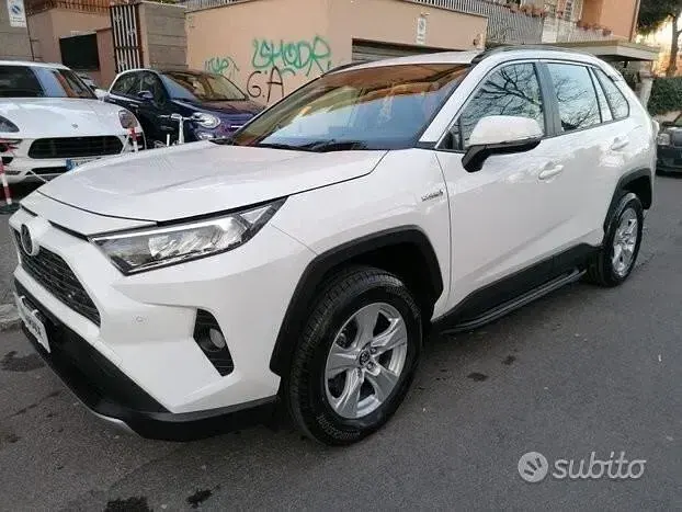 Usata Toyota RAV4 Hybrid Business Edition 178 CV (130 kW) 2021 Bianco SUV