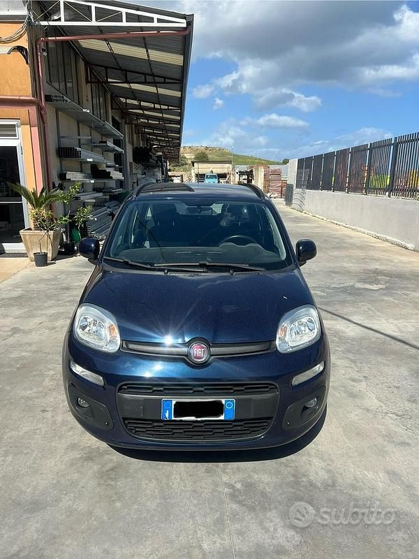 Usata Fiat Panda 69 CV (50 kW) 2019 Blu Utilitaria