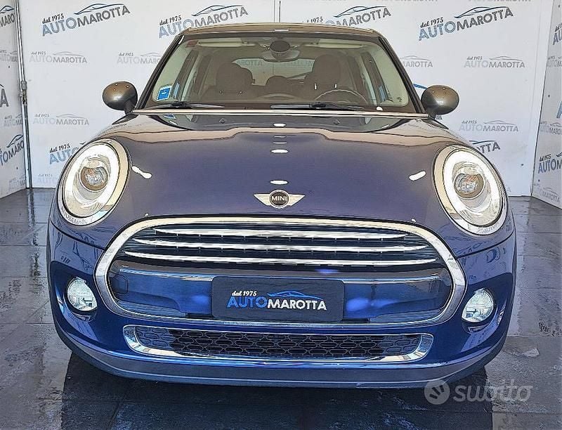 Käytetty Mini Cooper D Hype 117 HP (86 kW) 2017 Sininen Viistoperä