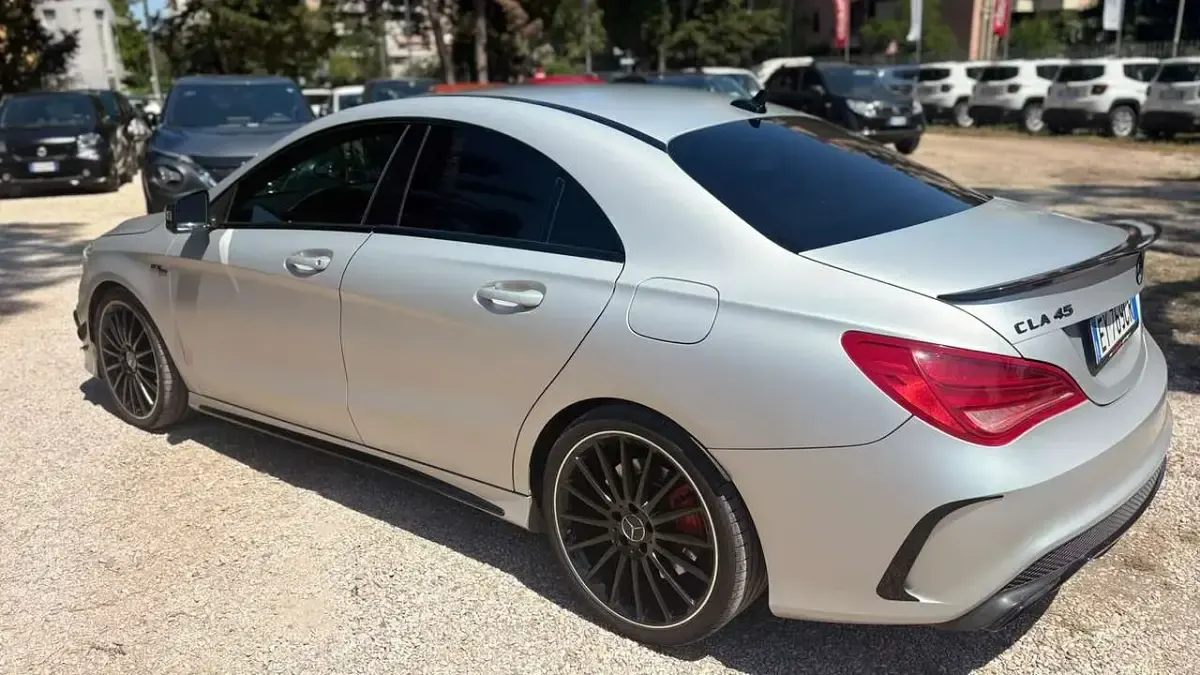 Usata Mercedes CLA45 AMG AMG 360 CV (264 kW) 2015 Grigio Coupé
