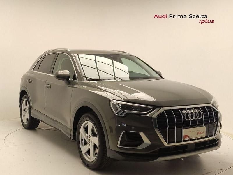 Usata Audi Q3 Advanced 150 CV (110 kW) 2025 Grigio chronos SUV