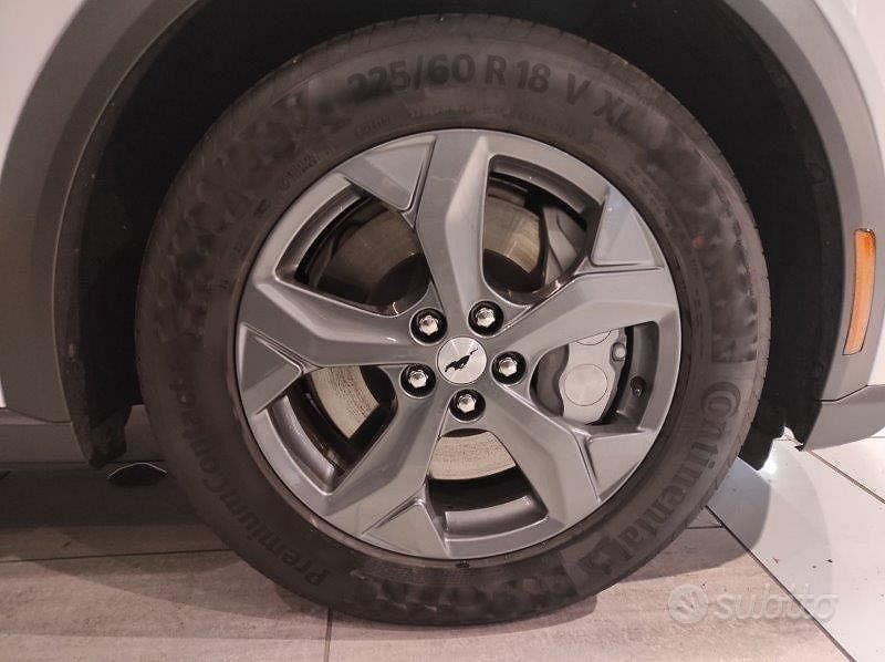 Usata Ford Mustang Mach-E Standard Range 100 kW (136 CV) 2023 Bianco SUV