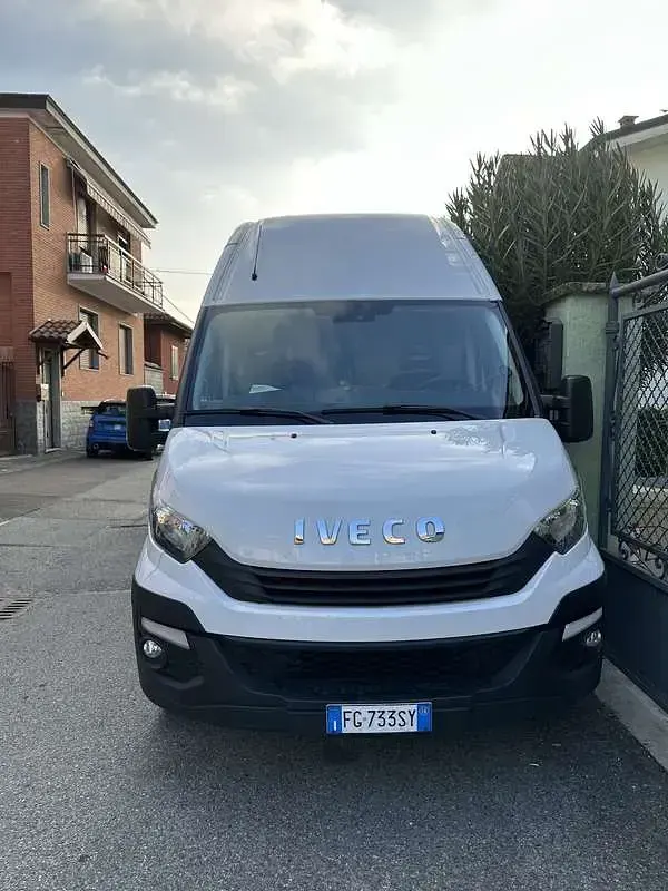 Usata Iveco Daily 170 CV (125 kW) 2016 Bianco Furgone