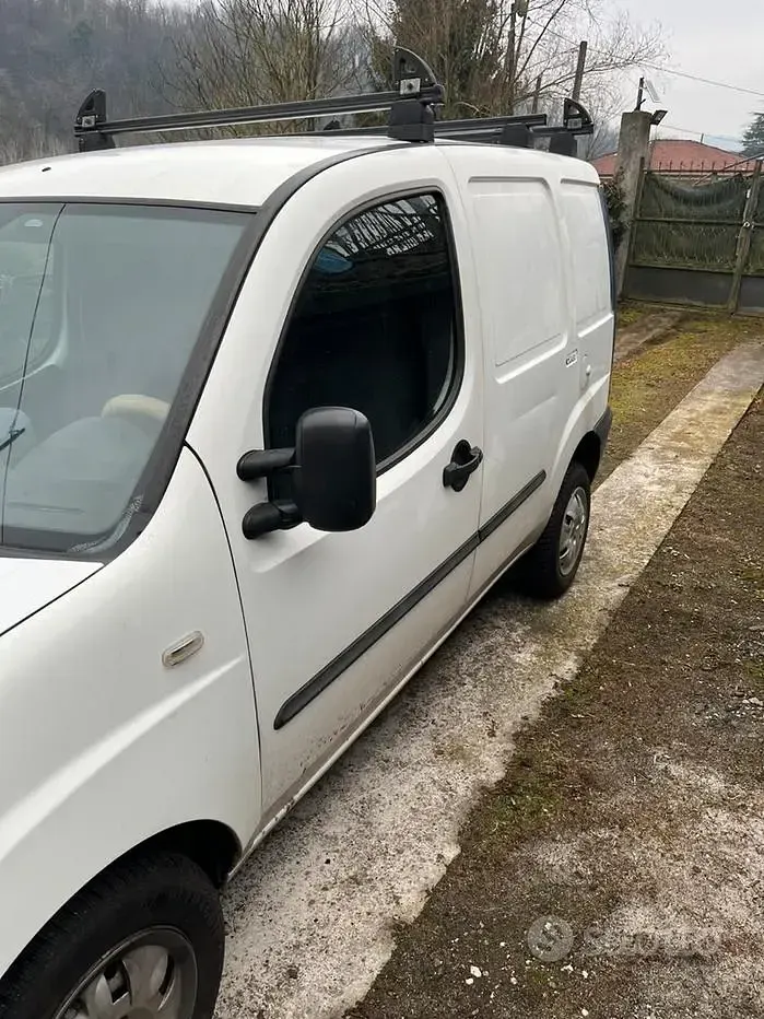 Usata Fiat Doblò 2004 Bianco Monovolume
