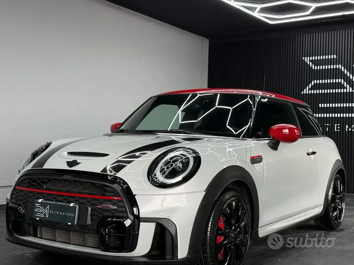 Usata Mini John Cooper Works 231 CV (169 kW) 2022 Grigio Utilitaria