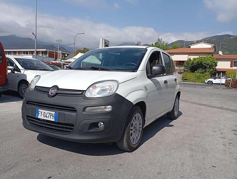 Usata Fiat Panda 69 CV (50 kW) 2019 Bianco Utilitaria