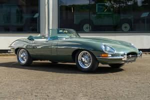 Usata Jaguar E-Type 269 CV (197 kW) 1967 Verde Cabrio