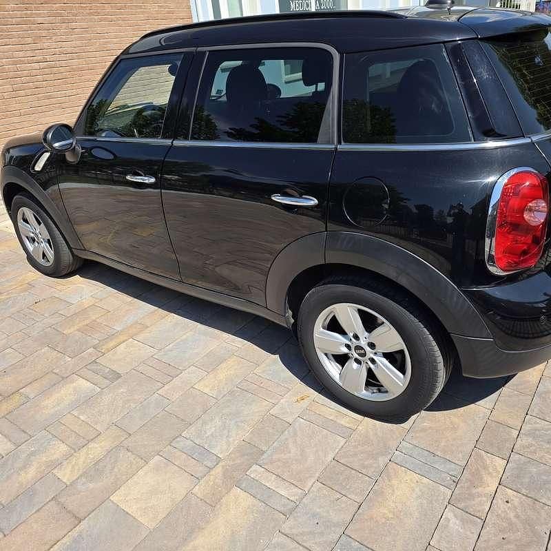 Usata Mini One D Countryman Business 90 CV (66 kW) 2015 SUV