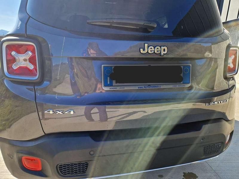 Usata Jeep Renegade Limited 140 CV (102 kW) 2017 SUV