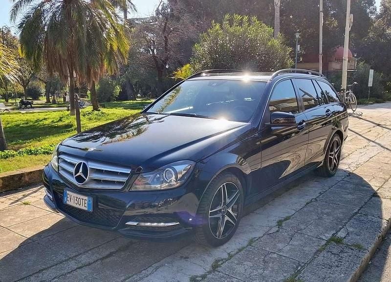 Usata Mercedes C200 Avantgarde 136 CV (100 kW) 2014 Nero Station wagon