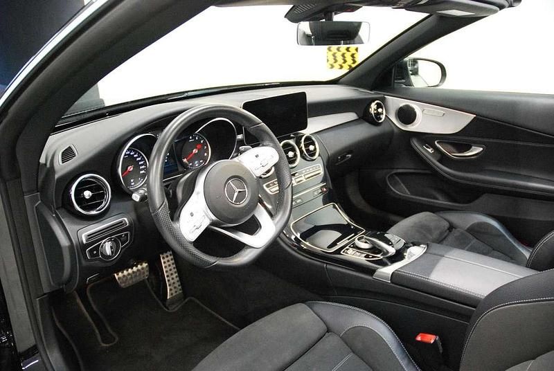 Begagnad Mercedes C180 AMG 156 HK (114 kW) 2020 Svart Cab