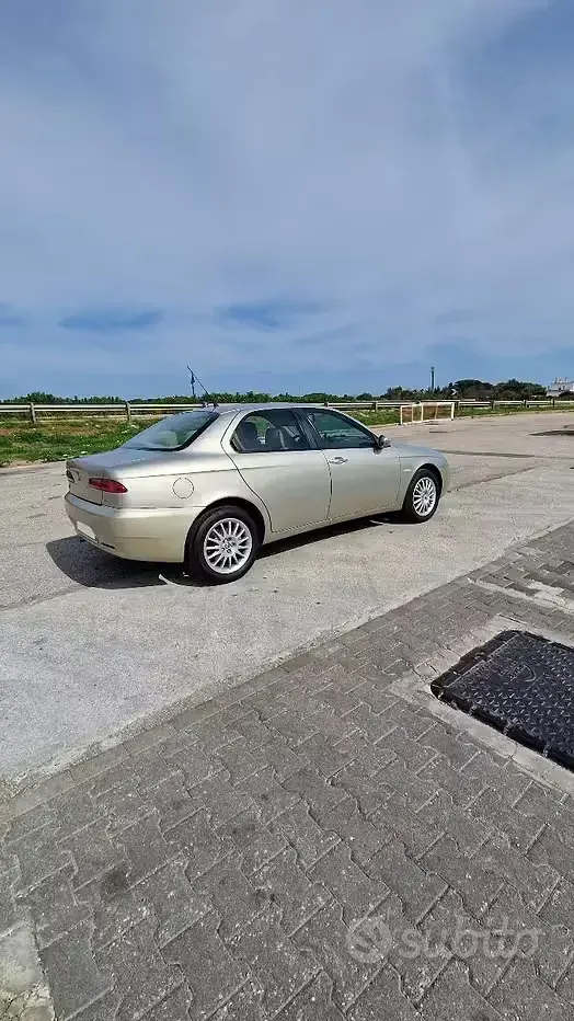 Usata Alfa Romeo 156 116 CV (85 kW) 2005 Berlina