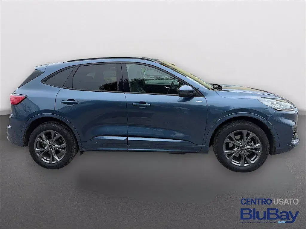 Usata Ford Kuga ST-Line X 225 CV (165 kW) 2023 Blu SUV