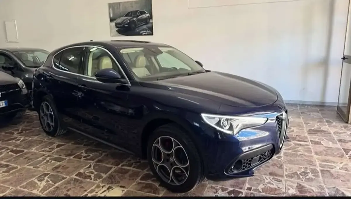 Usata Alfa Romeo Stelvio Business 209 CV (153 kW) 2018 SUV