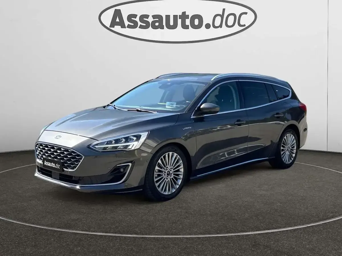 Usata Ford Focus Vignale 120 CV (88 kW) 2019 Grigio Station wagon