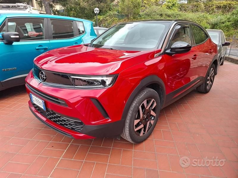 Usata Opel Mokka 101 CV (74 kW) 2024 Rosso SUV