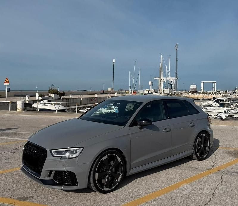 Usata Audi RS3 Sport 400 CV (294 kW) 2018 Grigio Berlina