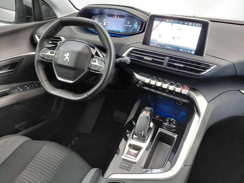 Usata Peugeot 5008 Business-Line 131 CV (96 kW) 2019 Argento SUV