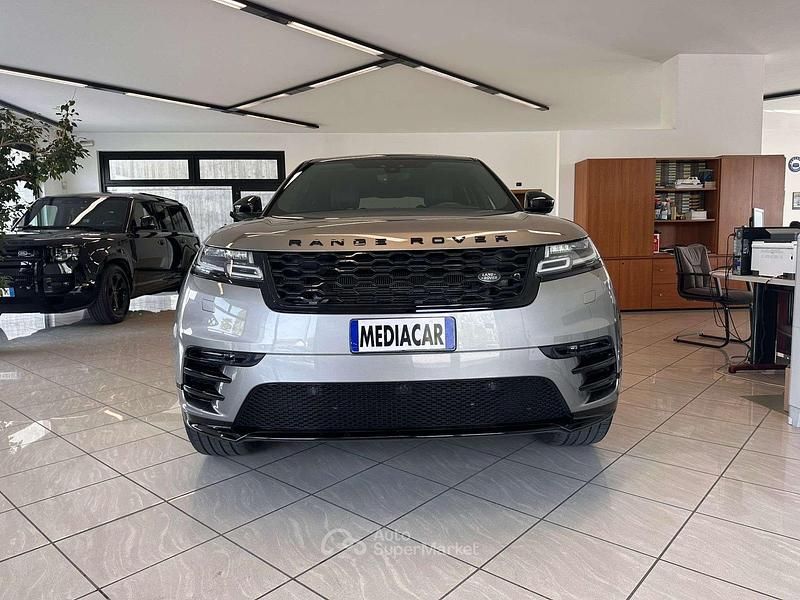 Usata Land Rover Range Rover Velar R-Dynamic 241 CV (177 kW) 2018 Grigio SUV