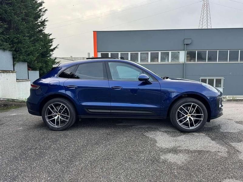 Usata Porsche Macan 265 CV (194 kW) 2022 Blu/azzurro SUV
