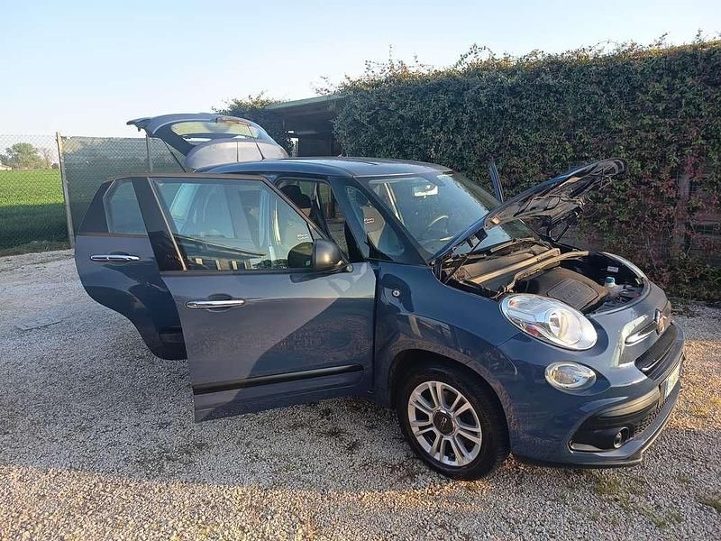 Usata Fiat 500L Business 95 CV (69 kW) 2019 Blu Monovolume