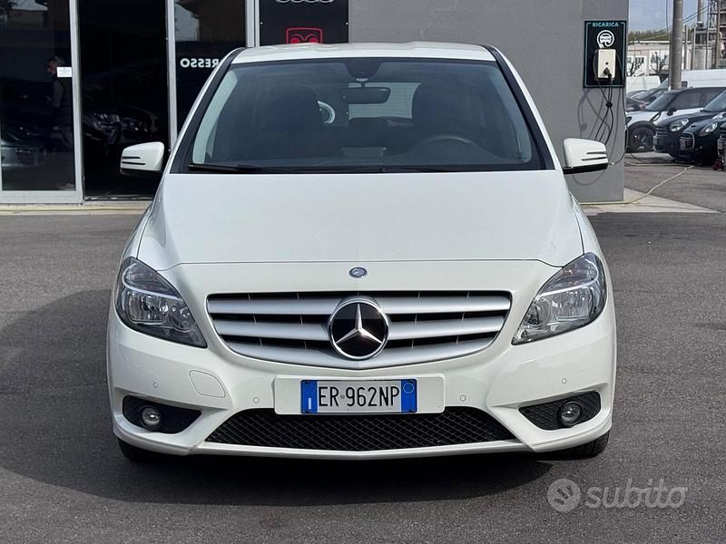 Usata Mercedes B180 Executive 109 CV (80 kW) 2014 Bianco Monovolume
