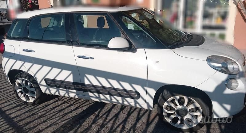 Usata Fiat 500L Living 95 CV (69 kW) 2013 Bianco Monovolume