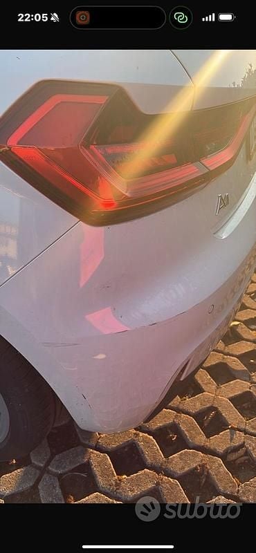Occasion Audi A1 Sportback Admired 95 ch (69 kW) 2023 Blanc Citadine