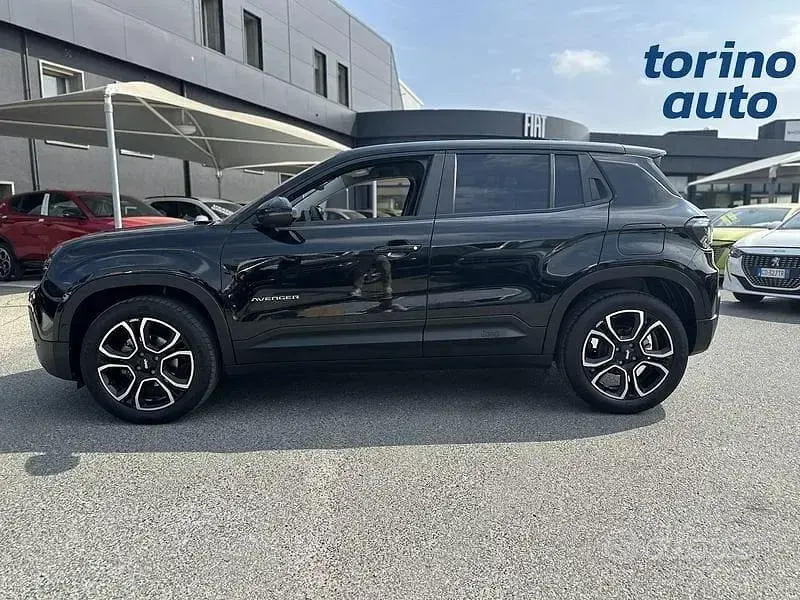 Usata Jeep Avenger Summit 101 CV (74 kW) 2023 Nero SUV