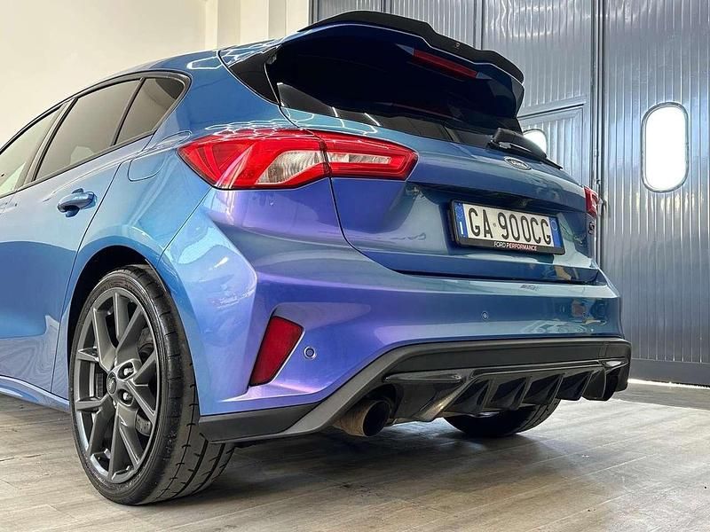 Usata Ford Focus ST 280 CV (205 kW) 2020 Blu Berlina