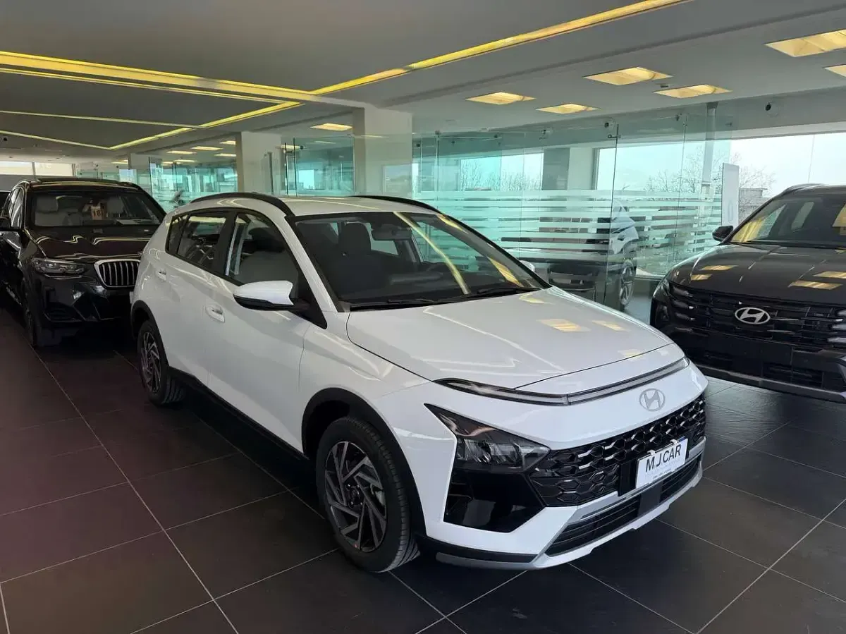 Nuova Hyundai Bayon 90 CV (66 kW) 2026 Atlas white SUV