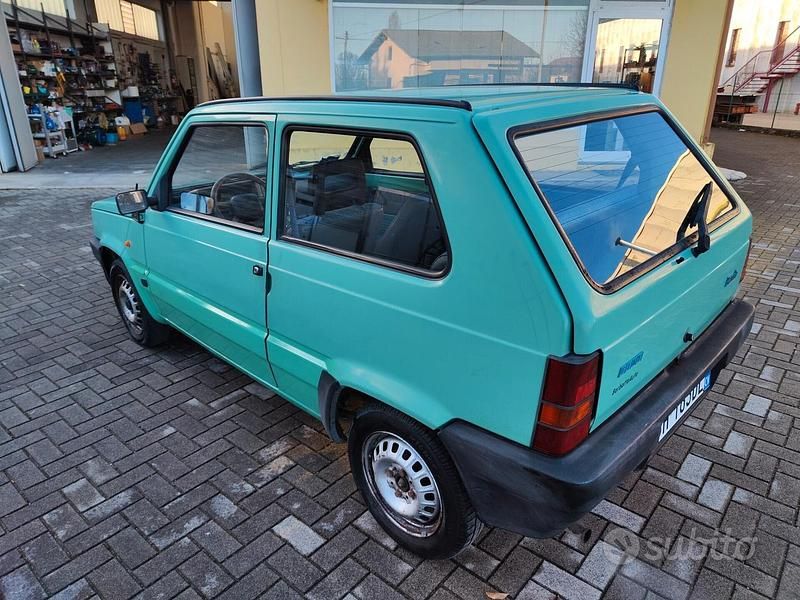 Usata Fiat Panda Young 54 CV (39 kW) 2000 Verde Berlina