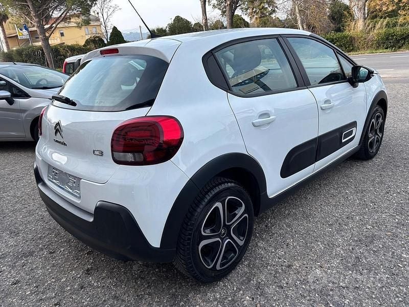 Usata Citroën C3 Feel 101 CV (74 kW) 2022 Bianco Utilitaria